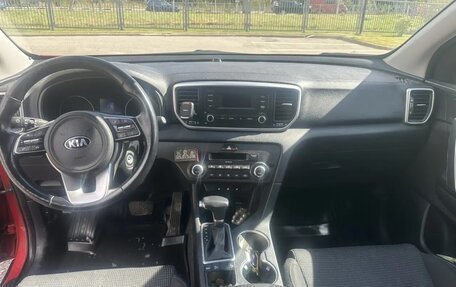 KIA Sportage IV рестайлинг, 2019 год, 2 150 000 рублей, 7 фотография