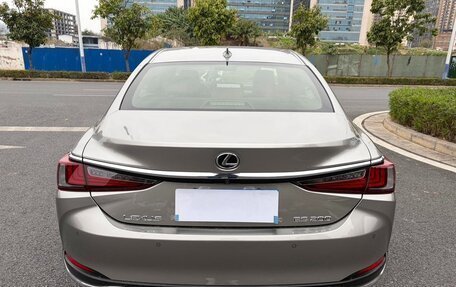Lexus ES VII, 2024 год, 4 977 700 рублей, 4 фотография
