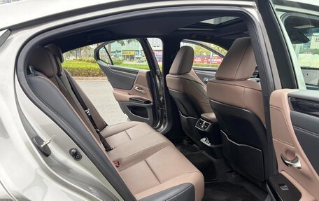 Lexus ES VII, 2024 год, 4 977 700 рублей, 11 фотография