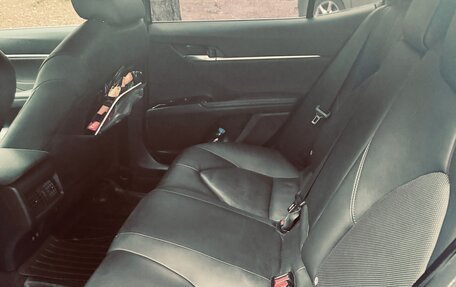 Toyota Camry, 2018 год, 2 455 000 рублей, 5 фотография