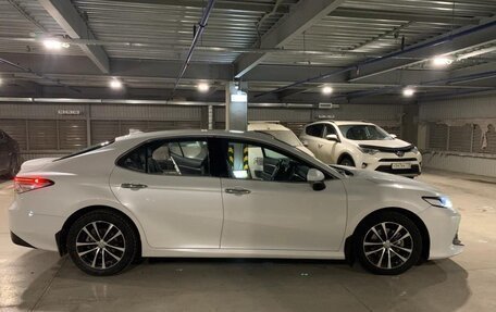 Toyota Camry, 2018 год, 2 455 000 рублей, 6 фотография