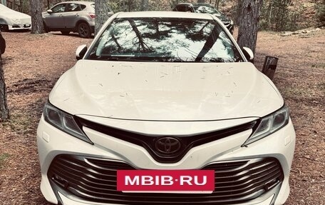 Toyota Camry, 2018 год, 2 455 000 рублей, 3 фотография