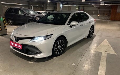 Toyota Camry, 2018 год, 2 455 000 рублей, 8 фотография