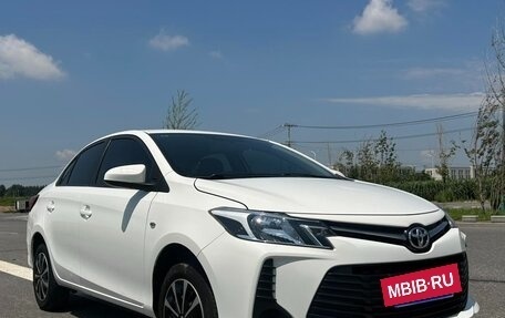 Toyota Vios III, 2022 год, 1 327 700 рублей, 3 фотография