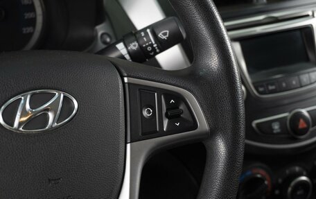 Hyundai Solaris II рестайлинг, 2015 год, 980 000 рублей, 15 фотография