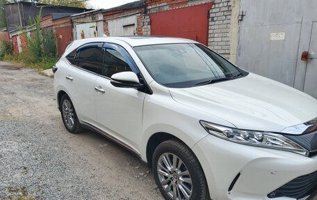 Toyota Harrier, 2019 год, 3 150 000 рублей, 2 фотография