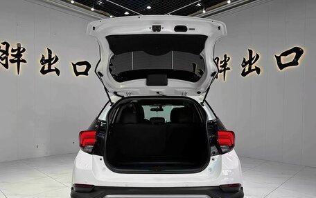 Toyota Yaris Cross, 2022 год, 1 299 000 рублей, 7 фотография