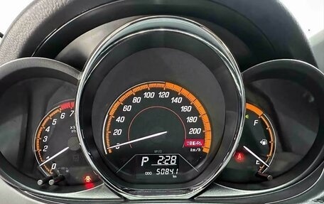 Toyota Yaris Cross, 2022 год, 1 299 000 рублей, 17 фотография