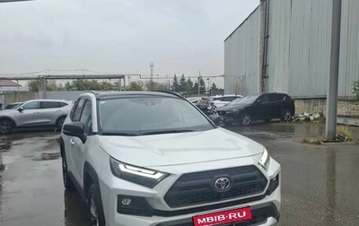 Toyota RAV4, 2023 год, 3 900 000 рублей, 1 фотография