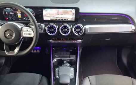 Mercedes-Benz GLB, 2023 год, 2 635 000 рублей, 7 фотография