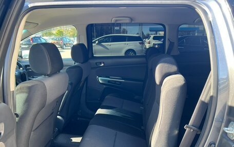 Toyota Wish II, 2007 год, 799 999 рублей, 11 фотография
