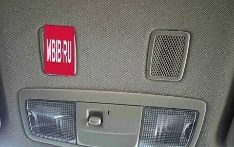 Mitsubishi Outlander III рестайлинг 3, 2022 год, 1 600 000 рублей, 12 фотография