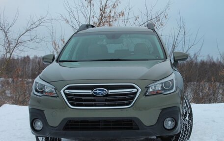 Subaru Outback IV рестайлинг, 2019 год, 3 850 000 рублей, 3 фотография