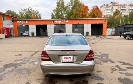 Mercedes-Benz C-Класс, 2005 год, 750 000 рублей, 5 фотография
