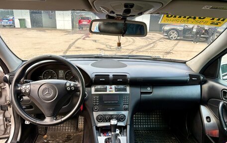 Mercedes-Benz C-Класс, 2005 год, 750 000 рублей, 10 фотография