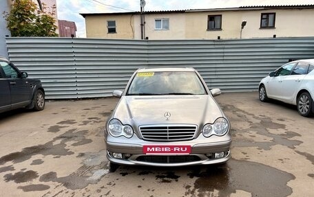 Mercedes-Benz C-Класс, 2005 год, 750 000 рублей, 2 фотография