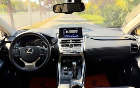 Lexus NX, 2022 год, 3 033 000 рублей, 10 фотография