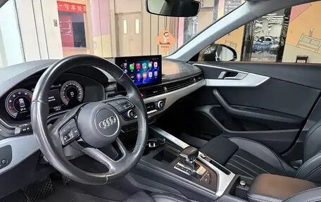 Audi A4, 2024 год, 4 050 000 рублей, 9 фотография