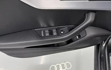 Audi A4, 2024 год, 4 050 000 рублей, 7 фотография