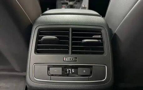 Audi A4, 2024 год, 4 050 000 рублей, 15 фотография