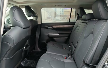 Toyota Highlander, 2026 год, 5 700 000 рублей, 16 фотография