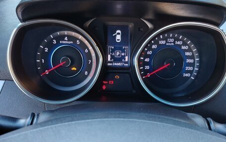 Hyundai Elantra V, 2013 год, 1 030 000 рублей, 10 фотография