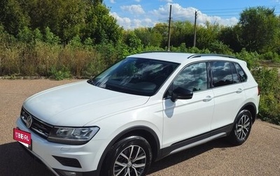 Volkswagen Tiguan II, 2019 год, 2 430 000 рублей, 1 фотография