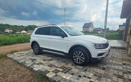 Volkswagen Tiguan II, 2019 год, 2 430 000 рублей, 12 фотография