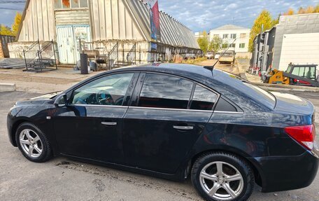 Chevrolet Cruze II, 2011 год, 600 000 рублей, 4 фотография