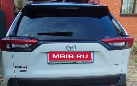 Toyota RAV4, 2020 год, 3 310 000 рублей, 1 фотография