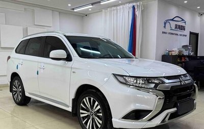 Mitsubishi Outlander III рестайлинг 3, 2022 год, 1 625 000 рублей, 1 фотография