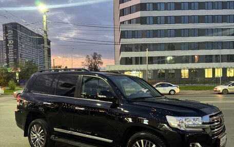 Toyota Land Cruiser 200, 2017 год, 6 000 000 рублей, 5 фотография