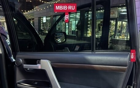 Toyota Land Cruiser 200, 2017 год, 6 000 000 рублей, 17 фотография