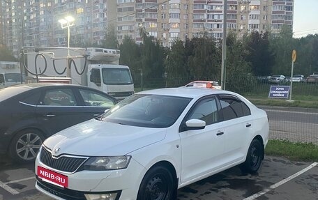 Skoda Rapid I, 2017 год, 550 000 рублей, 2 фотография