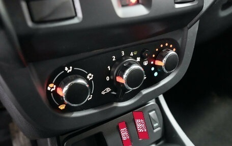Renault Duster I рестайлинг, 2016 год, 994 000 рублей, 13 фотография