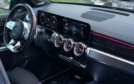Mercedes-Benz GLB AMG, 2021 год, 4 600 000 рублей, 12 фотография