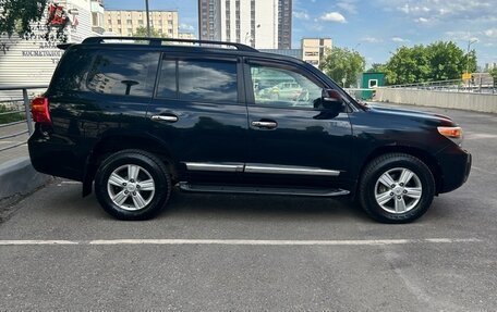 Toyota Land Cruiser 200, 2013 год, 3 200 000 рублей, 3 фотография