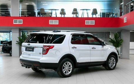 Ford Explorer VI, 2014 год, 1 690 000 рублей, 2 фотография