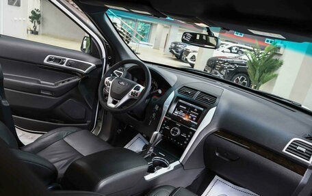 Ford Explorer VI, 2014 год, 1 690 000 рублей, 5 фотография
