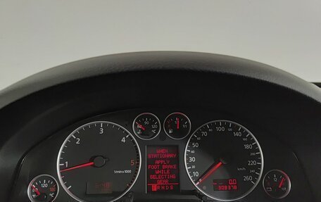 Audi A6, 2002 год, 550 000 рублей, 16 фотография