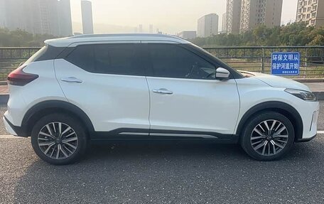 Nissan Kicks I, 2023 год, 1 199 000 рублей, 2 фотография