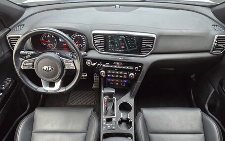KIA Sportage IV рестайлинг, 2020 год, 2 300 000 рублей, 5 фотография