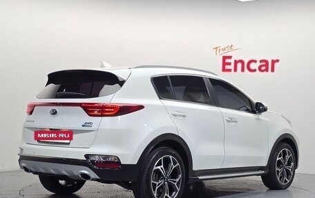 KIA Sportage IV рестайлинг, 2020 год, 2 300 000 рублей, 2 фотография