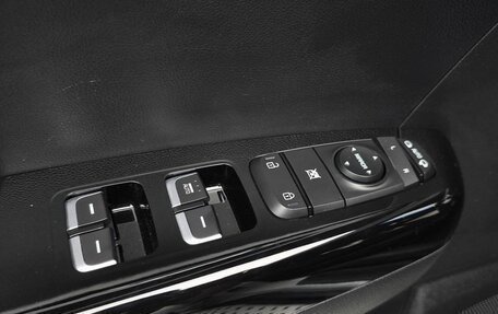 KIA Sportage IV рестайлинг, 2020 год, 2 300 000 рублей, 12 фотография