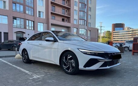 Hyundai Elantra, 2025 год, 1 920 000 рублей, 2 фотография
