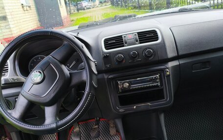 Skoda Fabia II, 2009 год, 250 000 рублей, 7 фотография