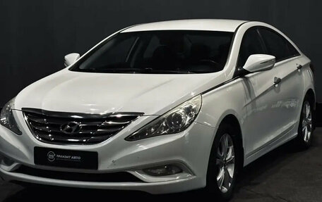Hyundai Sonata VI, 2011 год, 949 000 рублей, 1 фотография