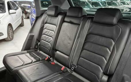 Volkswagen Tiguan II, 2017 год, 2 199 000 рублей, 6 фотография