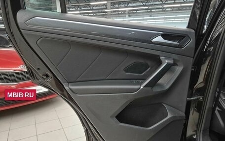 Volkswagen Tiguan II, 2017 год, 2 199 000 рублей, 21 фотография
