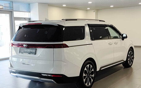 KIA Carnival, 2021 год, 3 700 000 рублей, 6 фотография